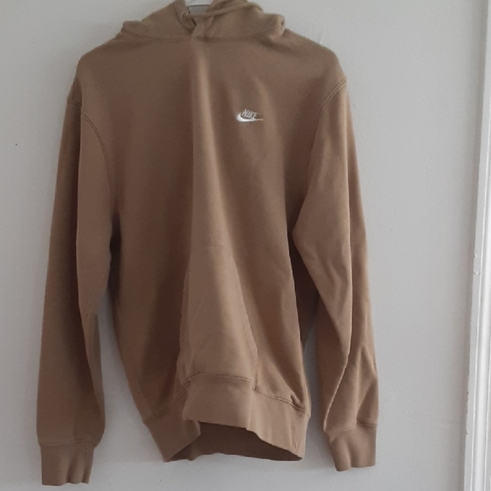Nike Club Men's Fleece Beige Pullover Hoodie. - Picture 3 of 16